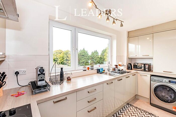 2 Bedroom Apartment To Rent In Wells Court, BN11