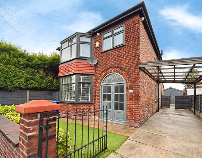 3 Bedroom Detached House For Sale In Redstone Road, Burnage, Manchester, M19
