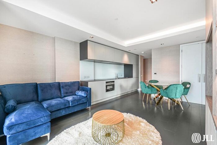 1 Bedroom Flat To Rent In Amory Tower, Marsh Wall, E14