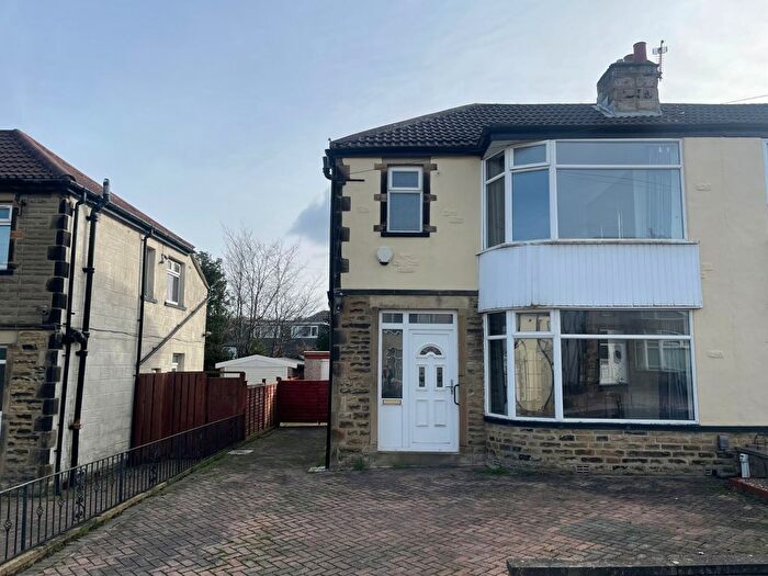 3 Bedroom Semi Detached House To Rent In Ederoyd Avenue, Stanningley, Pudsey, West Yorkshire, LS28