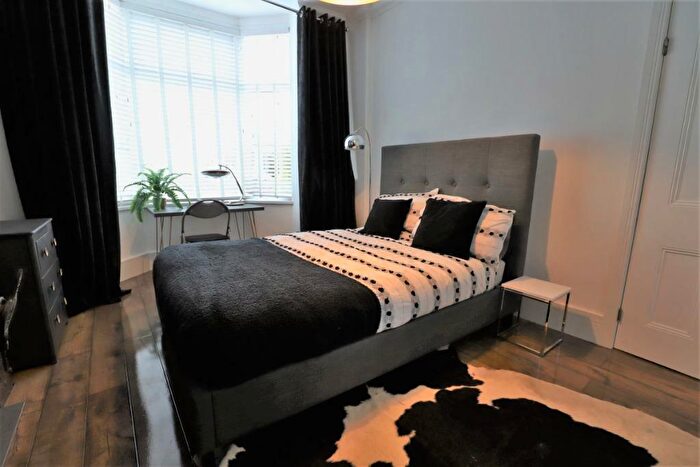 4 Bedroom Terraced House To Rent In Sneyd Terrace, Newcastle-under-Lyme, ST5