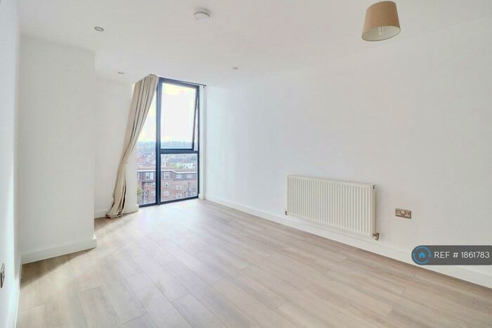 1 Bedroom Flat To Rent In Centrillion Point, Croydon, CR0