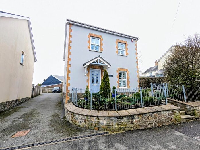 4 Bedroom Detached House For Sale In Glannant Road, Carmarthen, Carmarthenshire., SA31