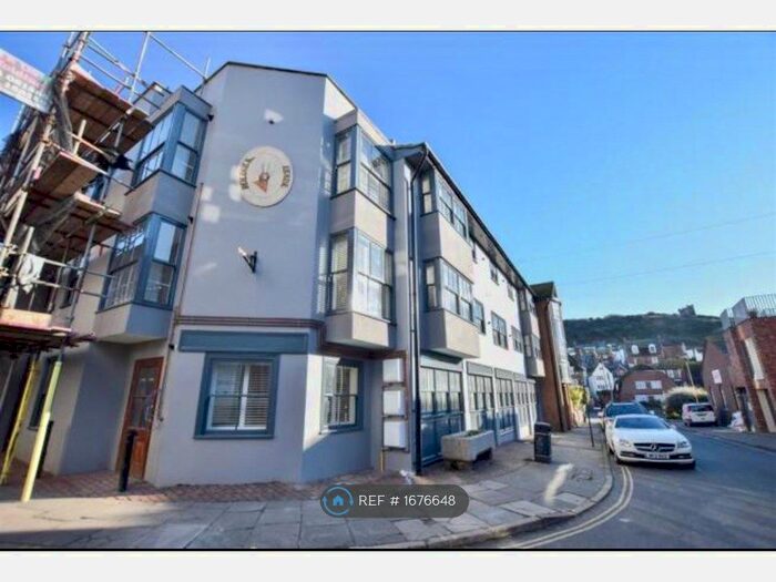 2 Bedroom Flat To Rent In High Street, Hastings, TN34