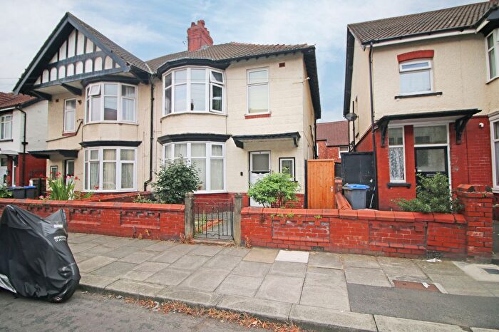Semi-Detached House For Sale In Breck Road, Blackpool, FY3