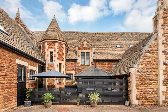 3 Bedroom Terraced House For Sale In Oakham Road, Ashwell, LE15