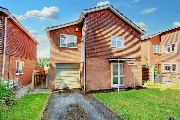 4 Bedroom Detached House For Sale In Blandford, DT11