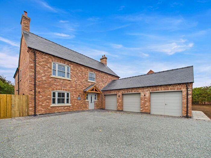 4 Bedroom Detached House For Sale In Meadow View, Main Road, Hagworthingham, PE23