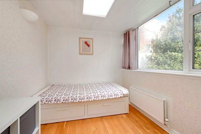 4 Bedroom Terraced House For Sale In Quadrant Grove, Chalk Farm, London, NW5