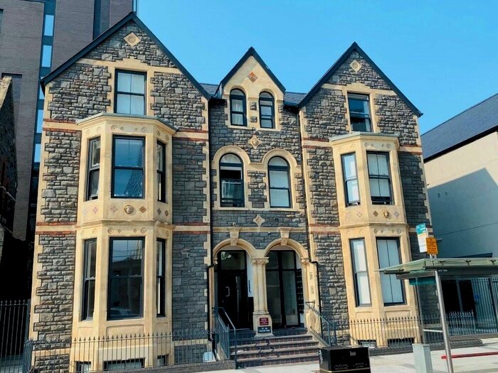 1 Bedroom Apartment To Rent In Churchill Way, Cardiff, Cardiff, CF10