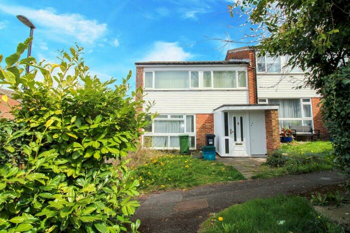 3 Bedroom End Of Terrace House To Rent In Osward, Court Wood Lane, Croydon, CR0