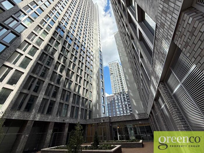 2 Bedroom Flat To Rent In Greengate, Salford, M3