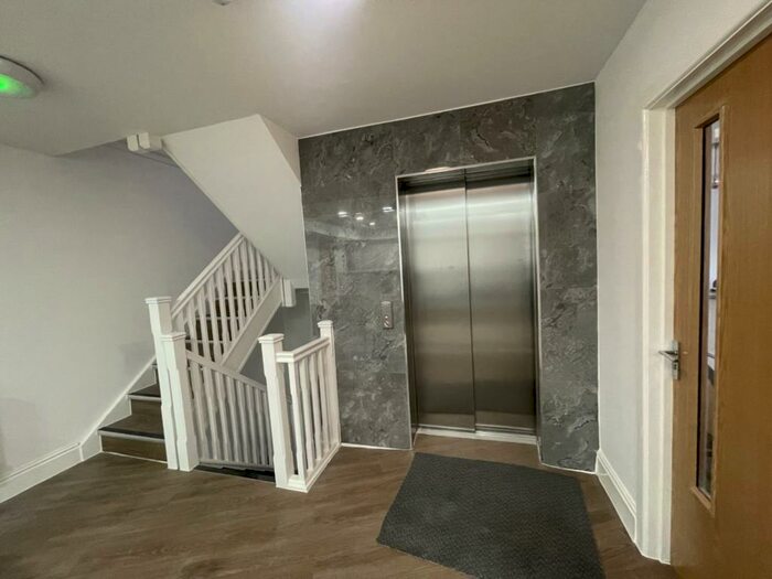 23 Bedroom Flat To Rent In Ladypool Road, Birmingham, B12