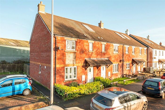 3 Bedroom End Of Terrace House For Sale In Joseph Locke Way, Crediton, Devon, EX17
