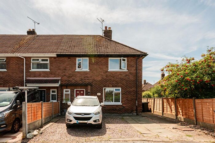 3 Bedroom End Of Terrace House For Sale In Richmond Avenue, Burscough, L40
