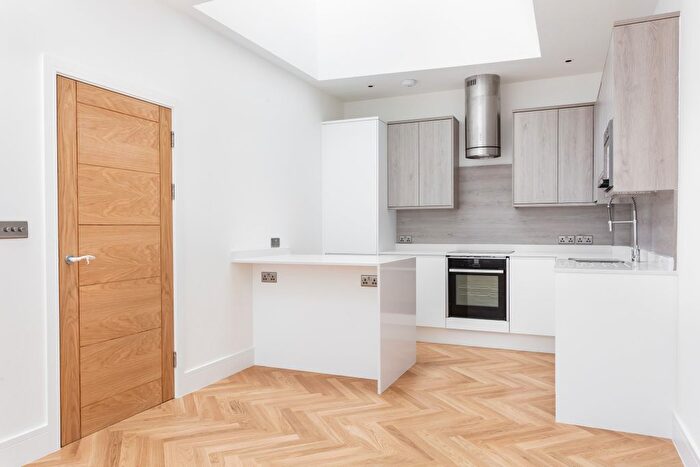 1 Bedroom Flat To Rent In Park Hill, London, SW4