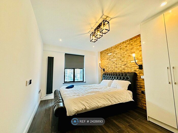 2 Bedroom Flat To Rent In Copperfield Road, London, E3