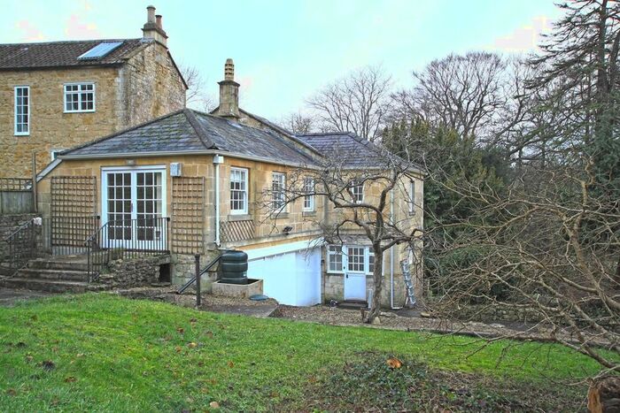 3 Bedroom Property To Rent In Staples Hill, Freshford, BA2