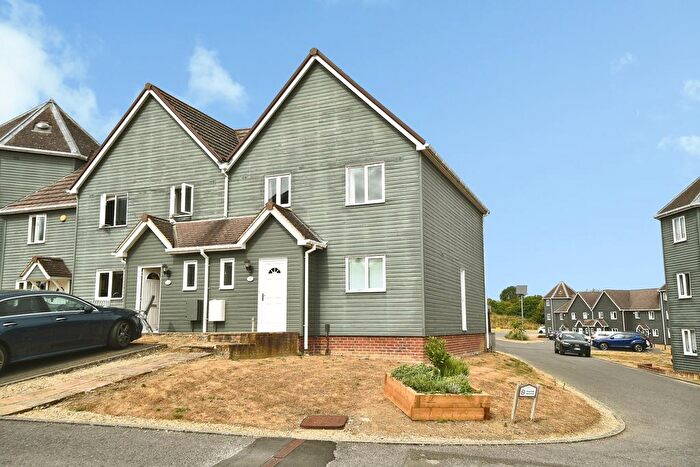 3 Bedroom End Of Terrace House To Rent In Vastern, Royal Wootton Bassett, Swindon, SN4