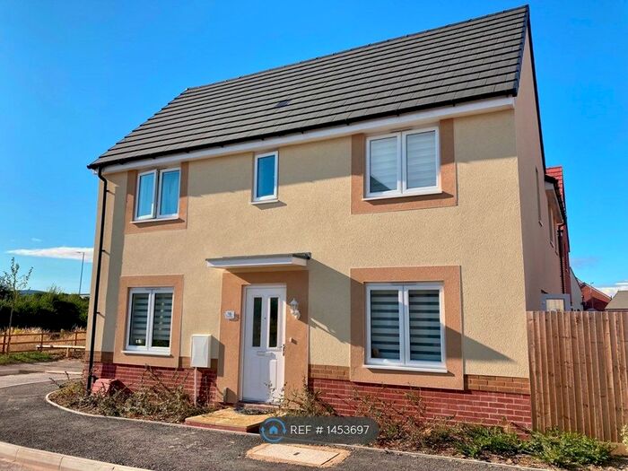 3 Bedroom Semi-Detached House To Rent In Garnet Road, Bridgwater, TA6