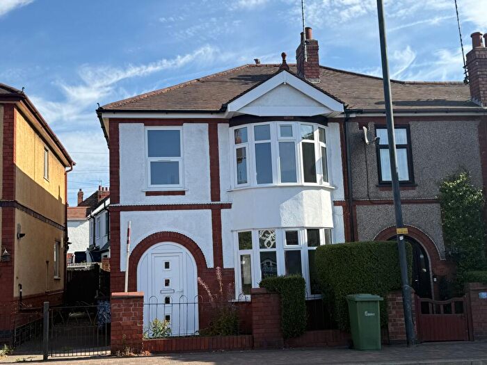3 Bedroom Semi-Detached House To Rent In Central Avenue, Abbey Green, CV11