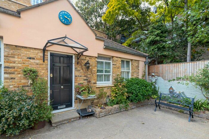 1 Bedroom Property To Rent In Addison Bridge Place, Kensington, W14