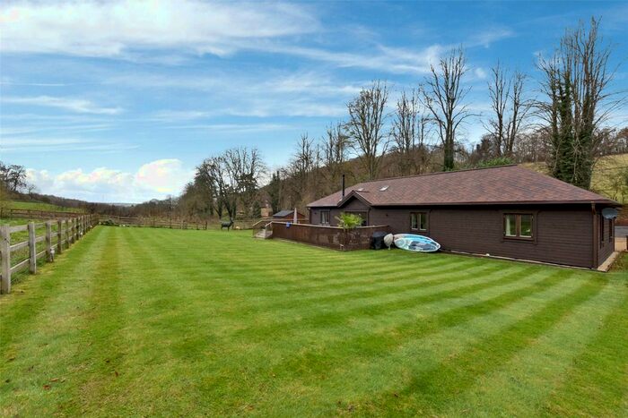 3 Bedroom Detached House To Rent In Elvendon Road, Goring, Reading, Berkshire RG8