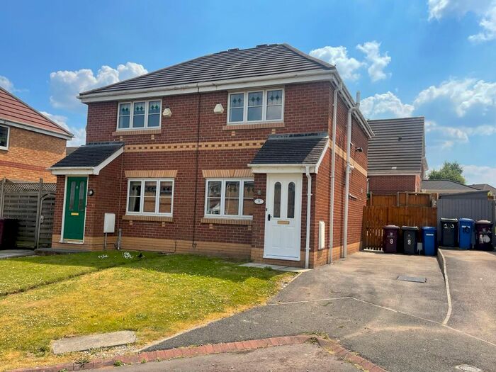 2 Bedroom Semi-Detached House To Rent In Elwood Close, Kirkby, Liverpool, L33