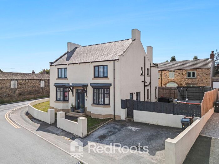 4 Bedroom Detached House For Sale In White Bear, Ballfield Lane, S75