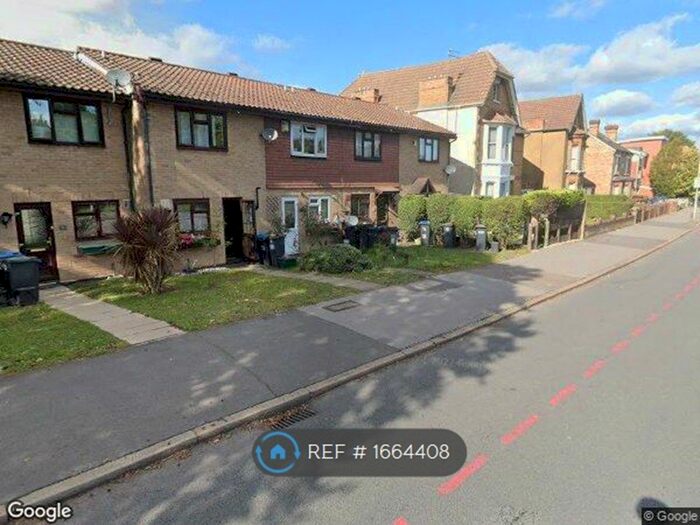 2 Bedroom Terraced House To Rent In Stafford Road, Croydon, CR0
