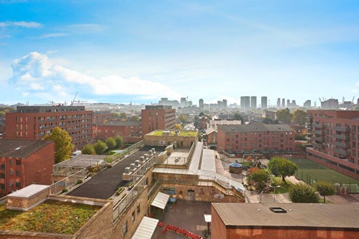 2 Bedroom Flat For Sale In Hammersley Road, London, E16