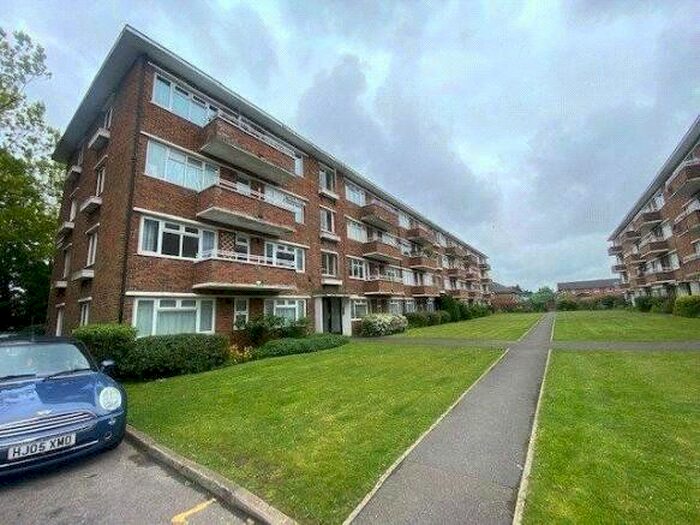 1 Bedroom Flat To Rent In Shirley Road, Southampton, Hampshire, SO15