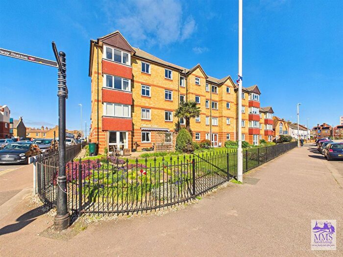 1 Bedroom Property For Sale In Kings Road, Herne Bay, CT6