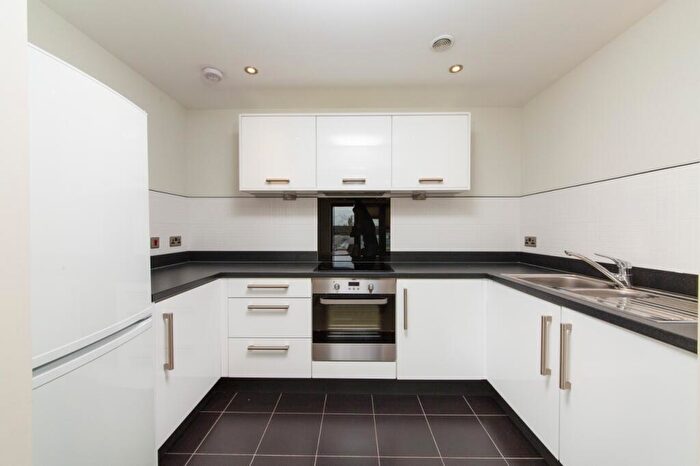 3 Bedroom Flat To Rent In Plamer Court, Charcot Road, Colindale, NW9