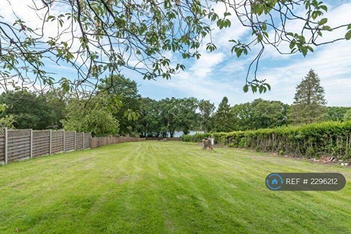 2 Bedroom Bungalow To Rent In Earlswood Common, Solihull, B94