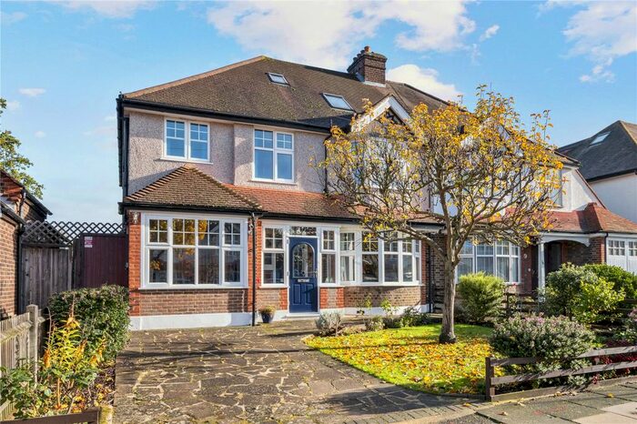 5 Bedroom Semi-Detached House To Rent In Rosebery Avenue, New Malden, KT3