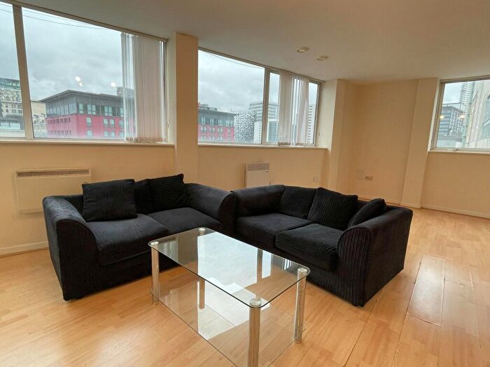 2 Bedroom Flat To Rent In Suffolk Street, Queensway, Birmingham, B1