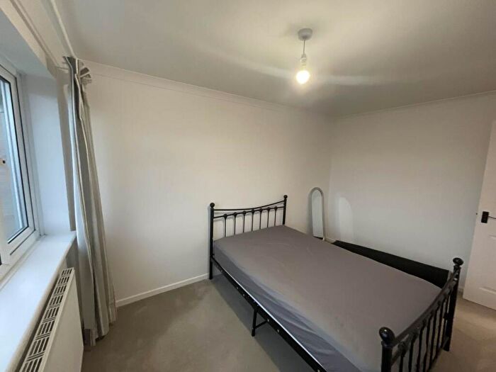 2 Bedroom Flat To Rent In Copperfield, , Chigwell, IG7