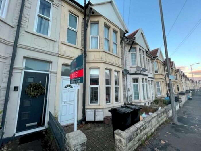 2 Bedroom Flat To Rent In Bloomfield Road, Brislington, Bristol, BS4