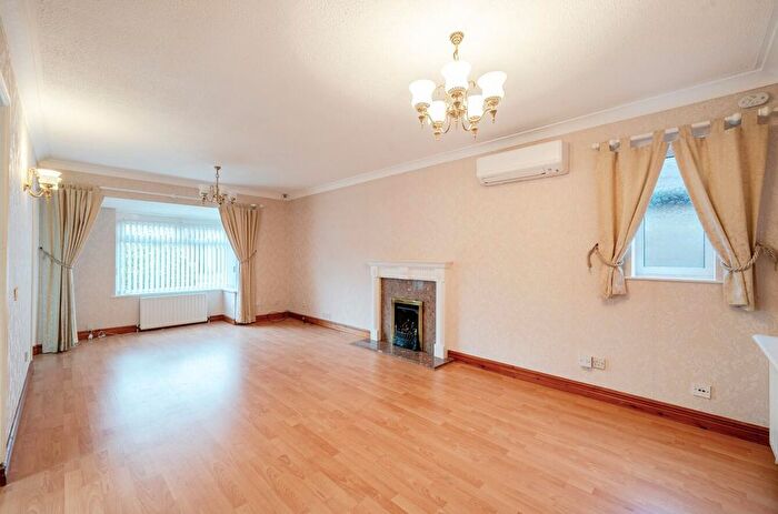 2 Bedroom Detached Bungalow For Sale In Templar Way, Selby, YO8