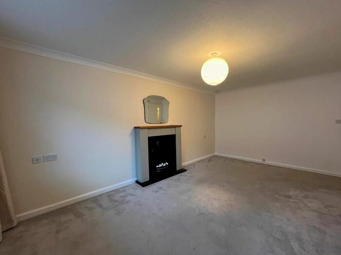 1 Bedroom Flat To Rent In East Crosscauseway, Edinburgh, EH8