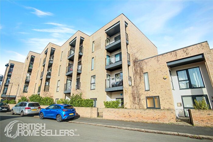 4 Bedroom Maisonette For Sale In Lucy Street, Manchester, Greater Manchester, M15