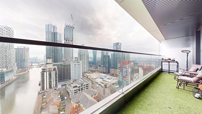 1 Bedroom Flat To Rent In Marsh Wall, London, E14