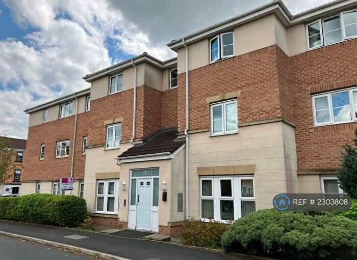 3 Bedroom Flat To Rent In Hazel Pear Close, Horwich, Bolton, BL6