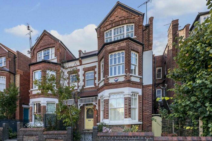 6 Bedroom House To Rent In Talbot Road, Highgate, N6