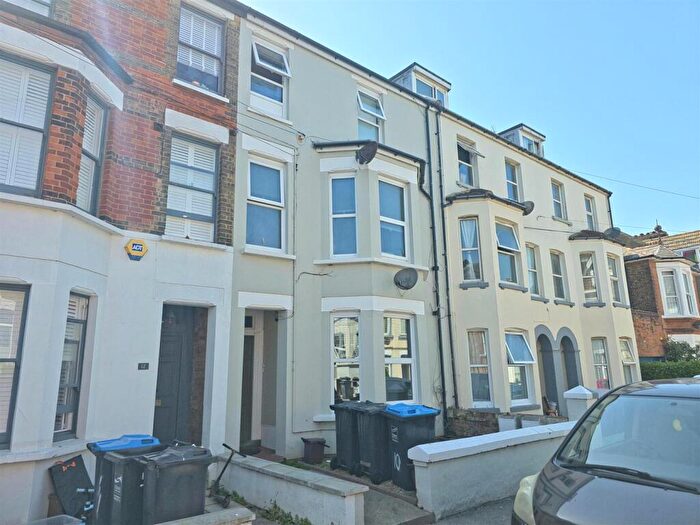 1 Bedroom Flat To Rent In Garfield Road, Margate, CT9