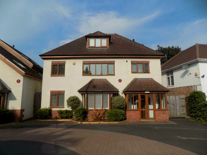 2 Bedroom Apartment To Rent In Birmingham Road, Sutton Coldfield, B72