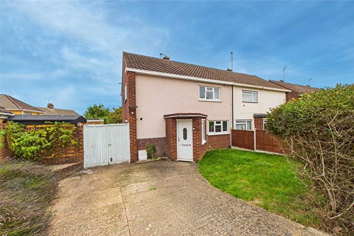 3 Bedroom Semi-Detached House To Rent In Gloucester Road, Maidenhead, Berkshire, SL6