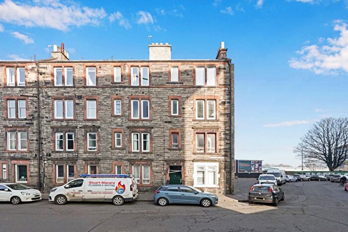 1 Bedroom Flat For Sale In / Albion Place, Leith, Edinburgh, EH7