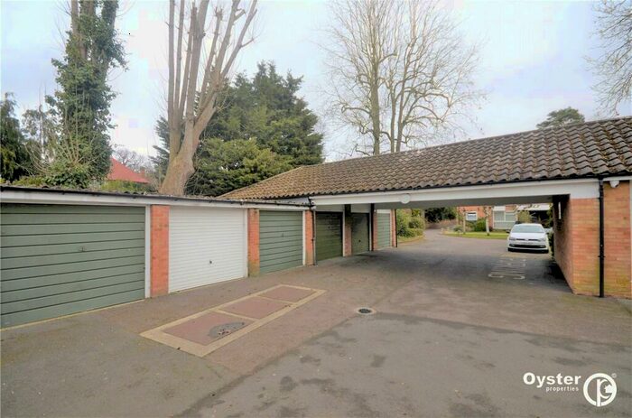 Garage / Parking To Rent In Page Street, London, NW7